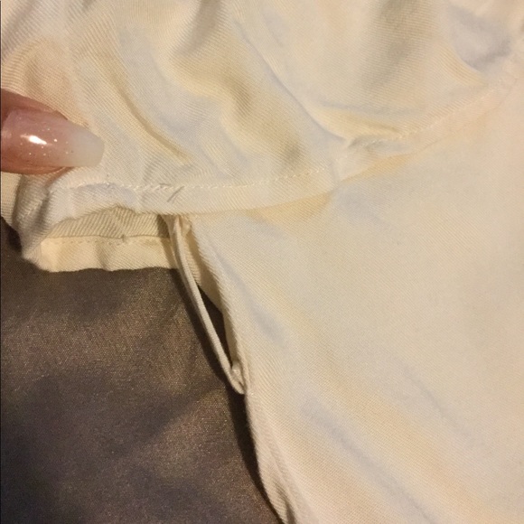 Off the shoulder flowy tunic - Picture 3 of 4